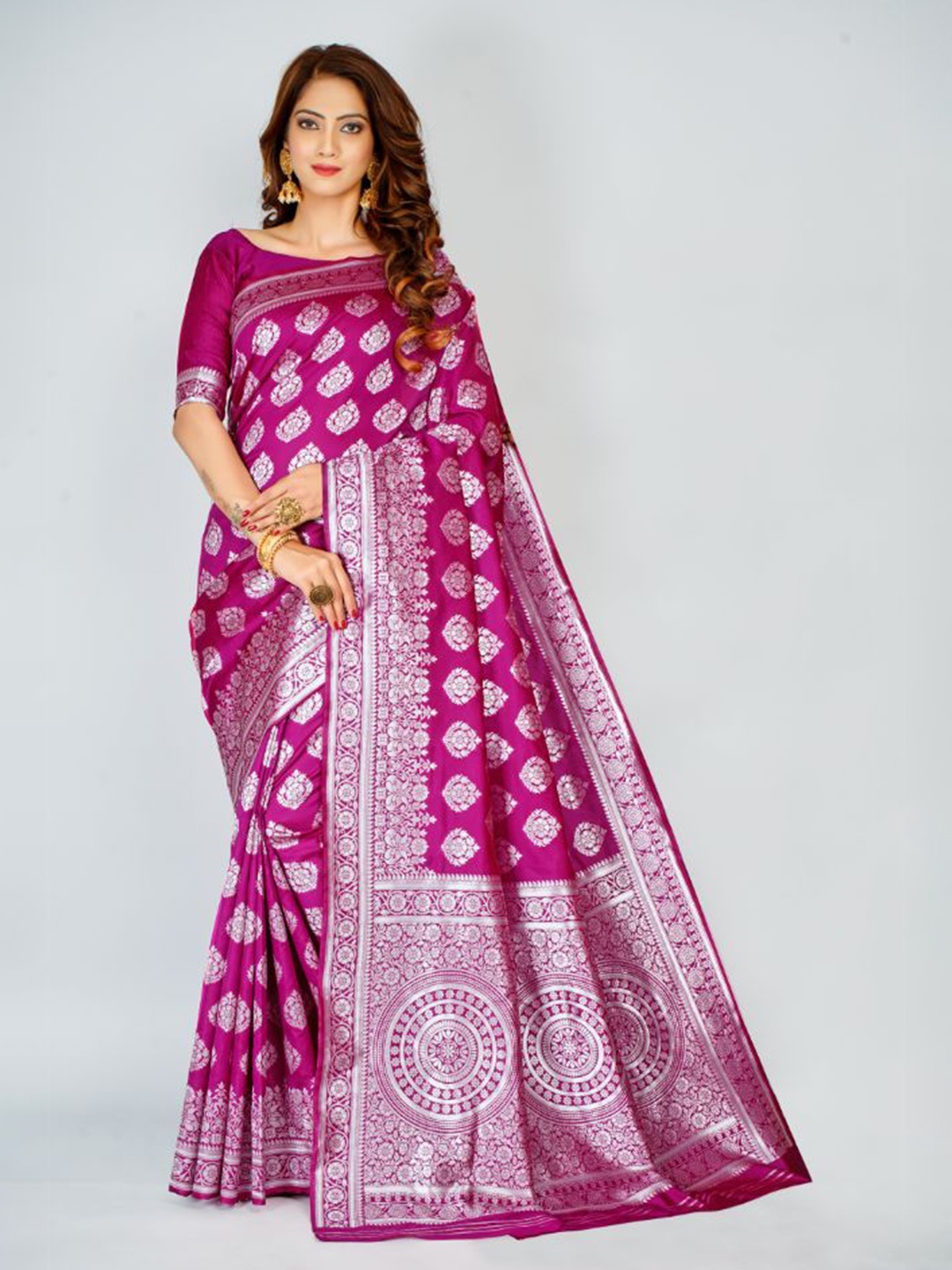 

Aagiri Woven Design Zari Banarasi Saree, Purple