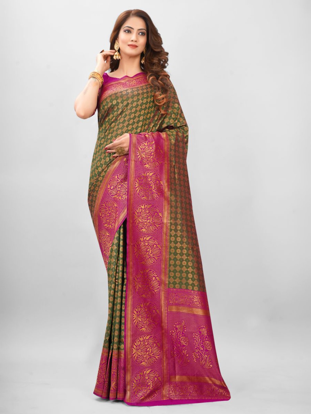 

Aagiri Ethnic Woven Design Zari Banarasi Saree, Green