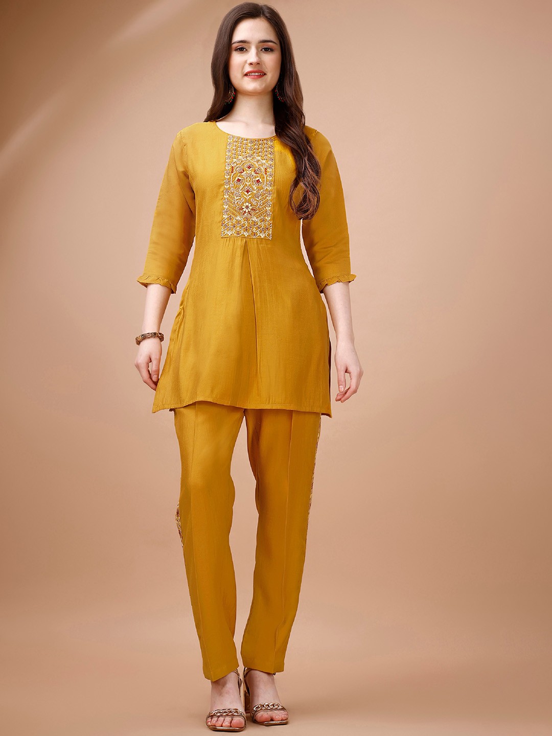 

MOJILAA Embroidered Tunic With Trousers, Mustard