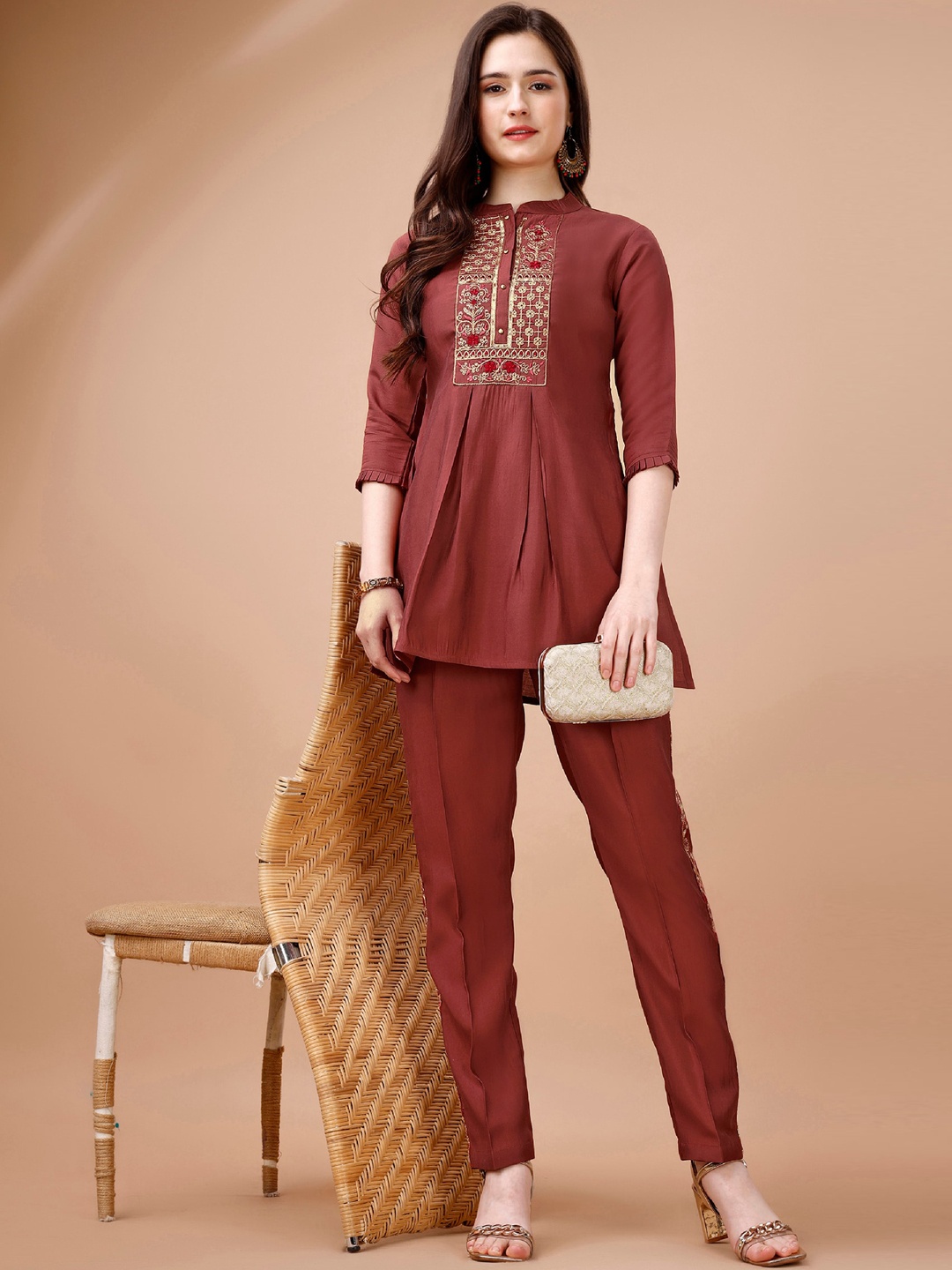 

MOJILAA Embroidered Mandarin Collar Tunic With Trousers Co-Ords, Rust