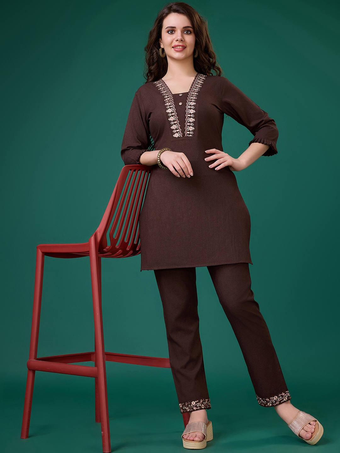 

MOJILAA Embroidered V-Neck Linen Top & Flared Trousers Co-Ords, Brown