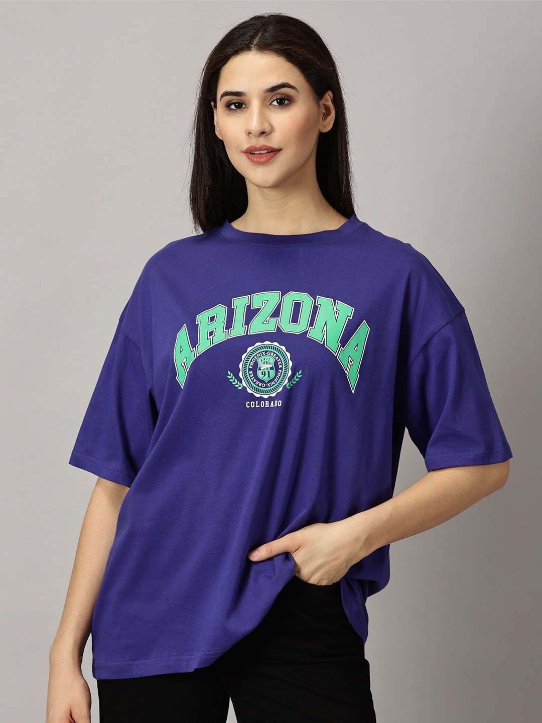 

THE HOLLANDER Typography Printed Drop Shoulder Sleeves Cotton Oversized T-shirt, Blue