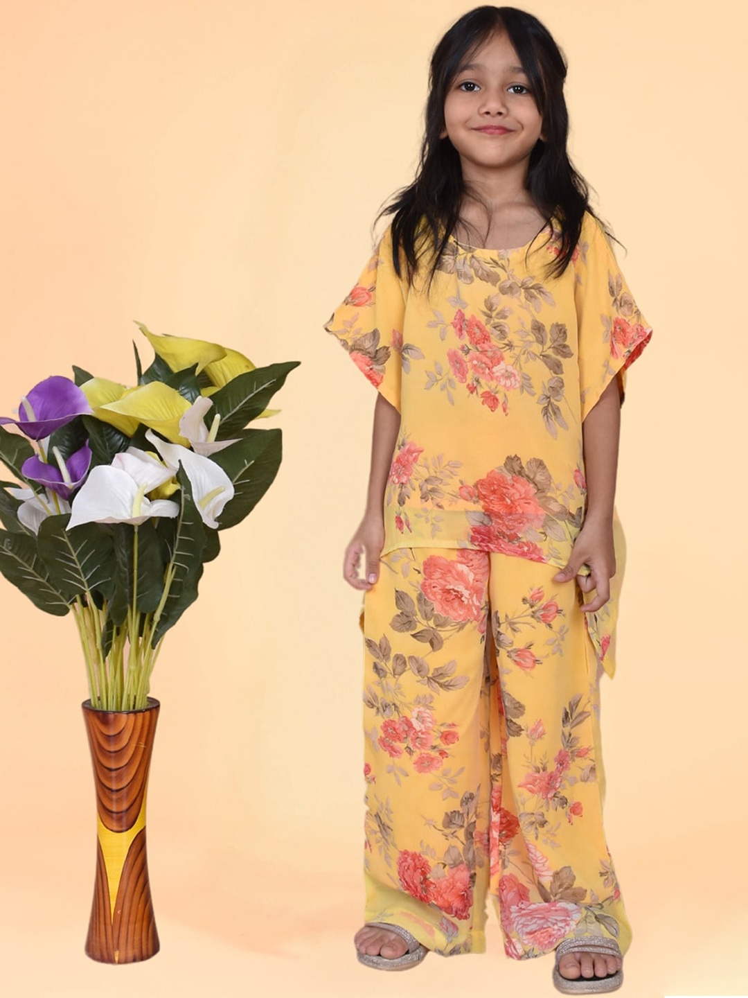 

misbis Girls Floral Printed Kaftan Top with Trouser, Yellow