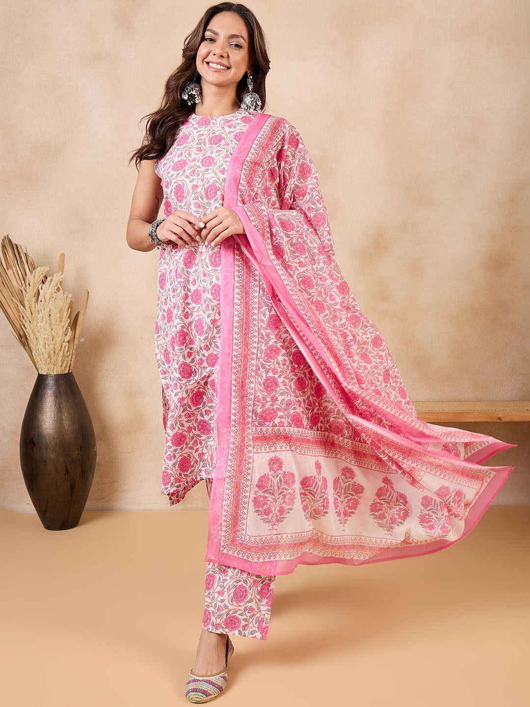 

InWeave Floral Printed Round Neck Pure Cotton Kurta with Trousers & With Dupatta, Pink