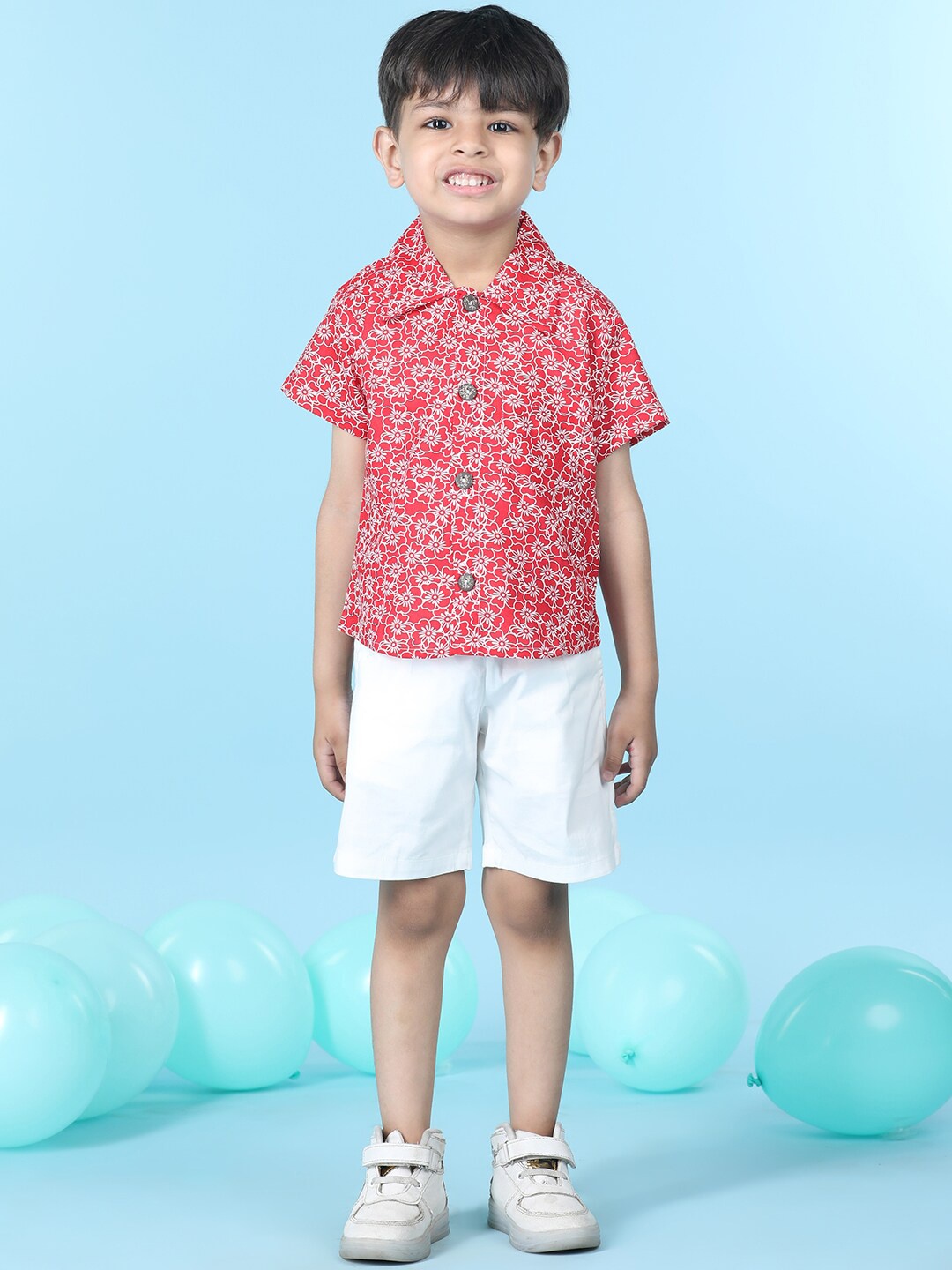 

Cutiekins Boys Printed Shirt With Shorts, Red