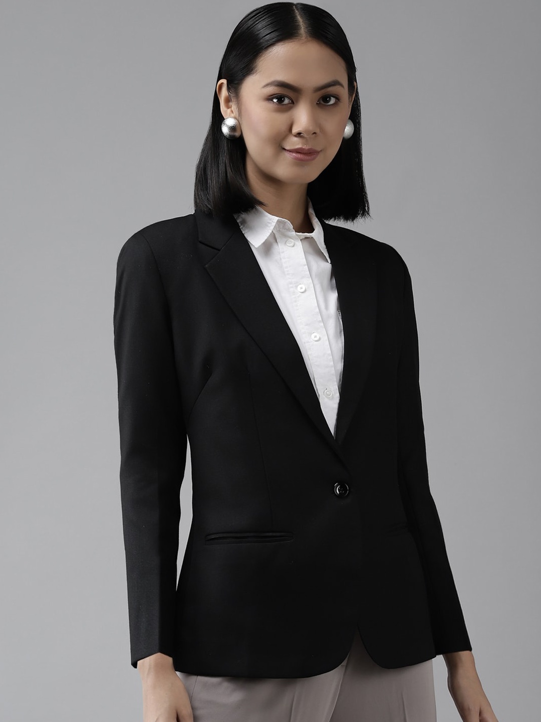 

Shaftesbury London Slim-Fit Single Breasted Formal Blazer, Black