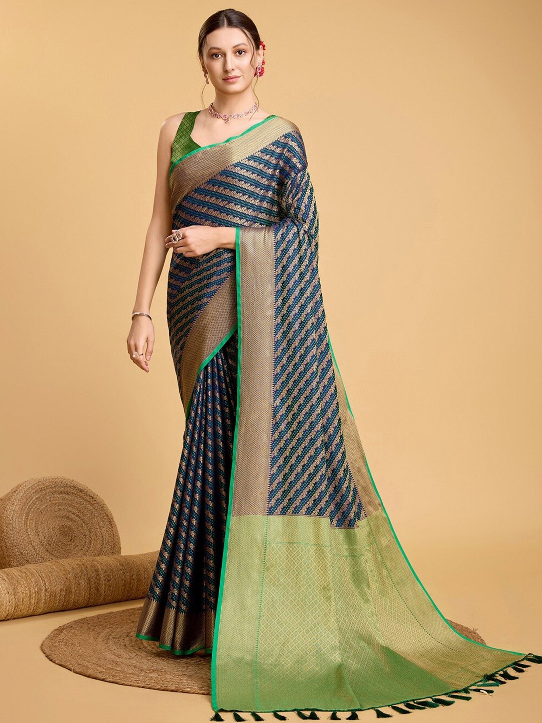 

Sarvada Leheriya Zari Banarasi Saree, Navy blue