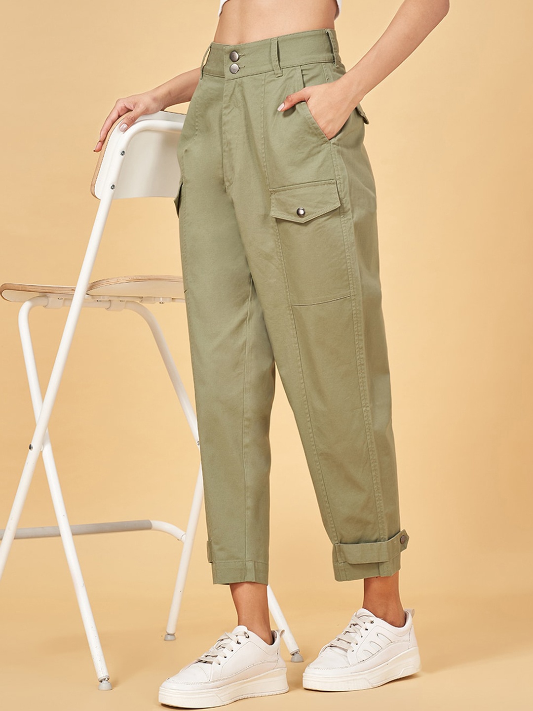 

YU by Pantaloons Women Relaxed Fit Track Pant, Olive