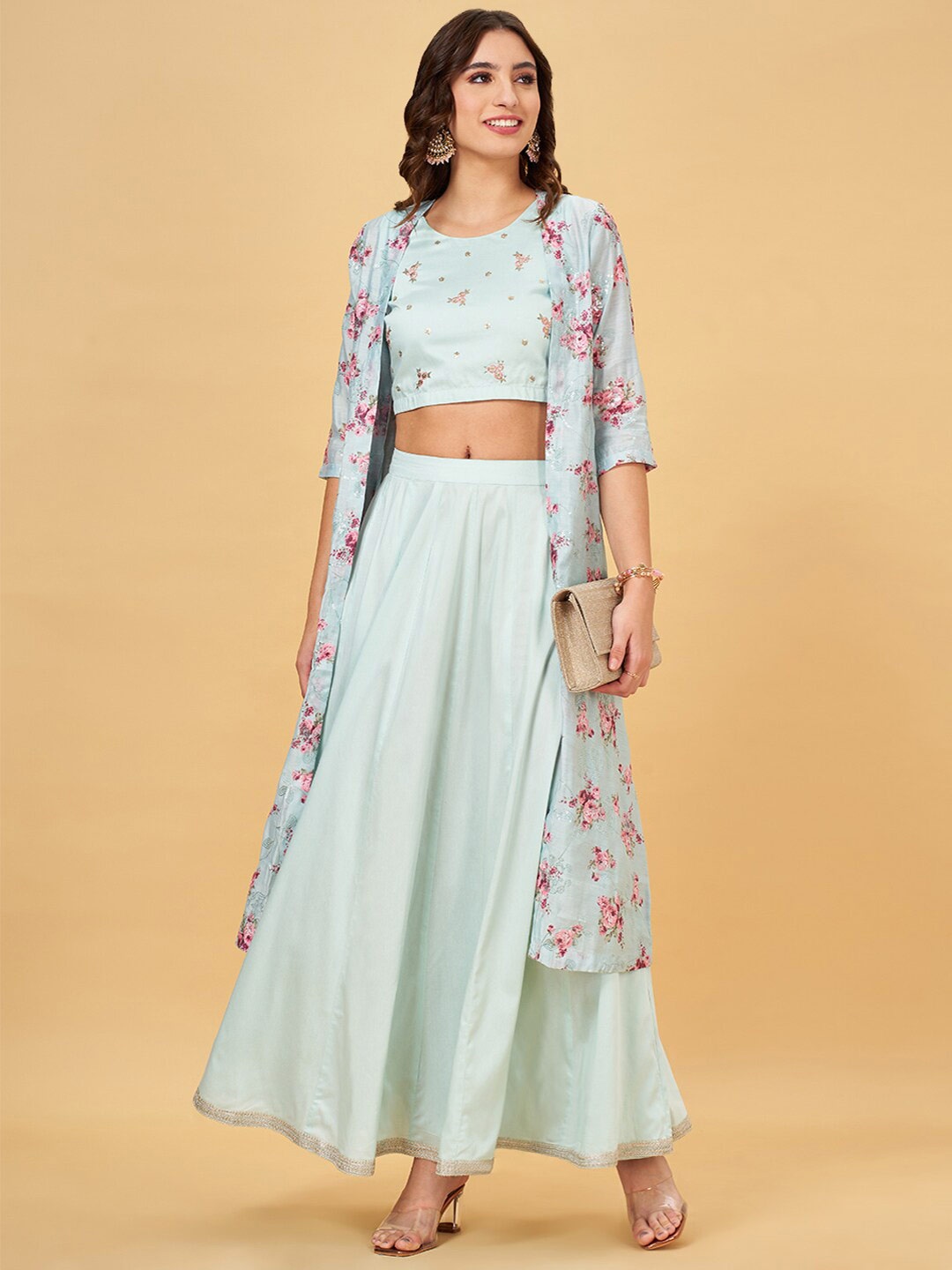 

RANGMANCH BY PANTALOONS Embroidered Sleeveless Ethnic Co-Ords & Jacket, Blue
