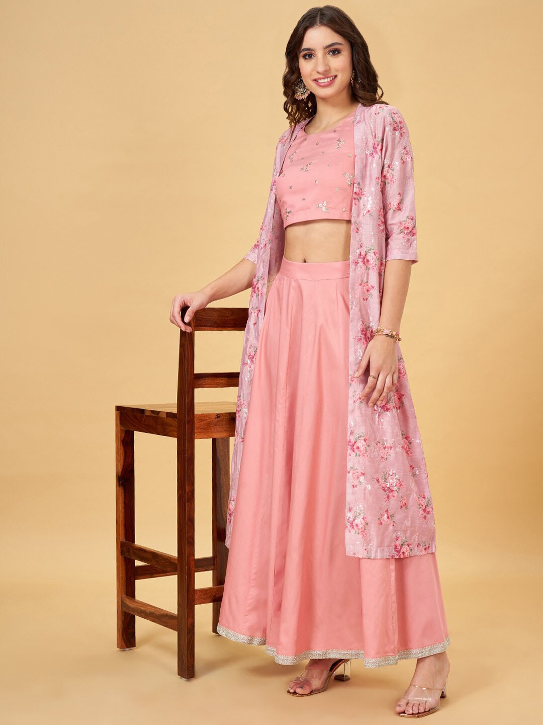 

RANGMANCH BY PANTALOONS Embroidered Sleeveless Ethnic Co-Ords & Jacket, Peach