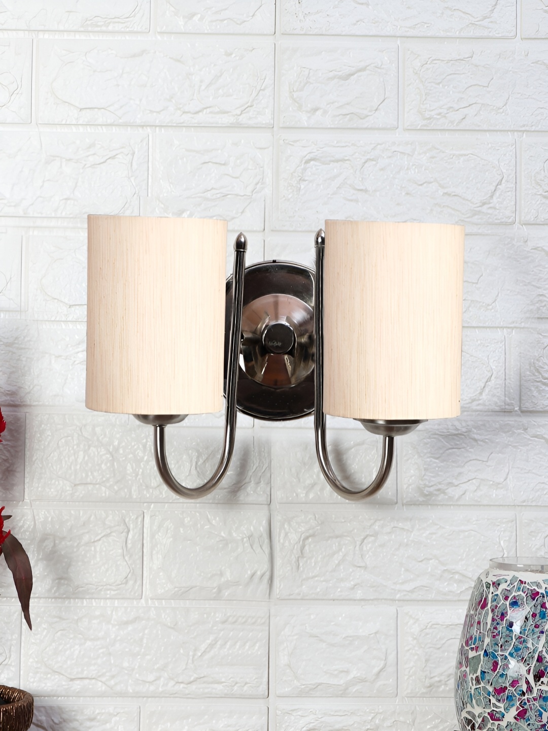 

Devansh White Metal Traditional Cylinder Shaped Wall Lamp
