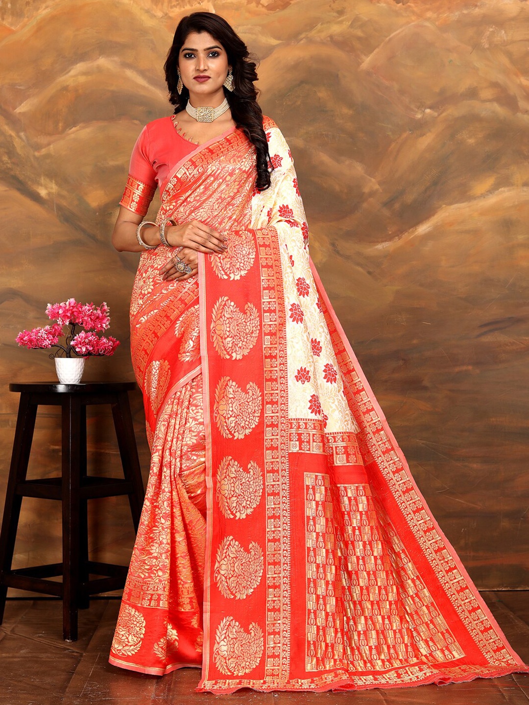 

Ariya Prints Ethnic Motifs Woven Design Zari Bhagalpuri Saree, Red