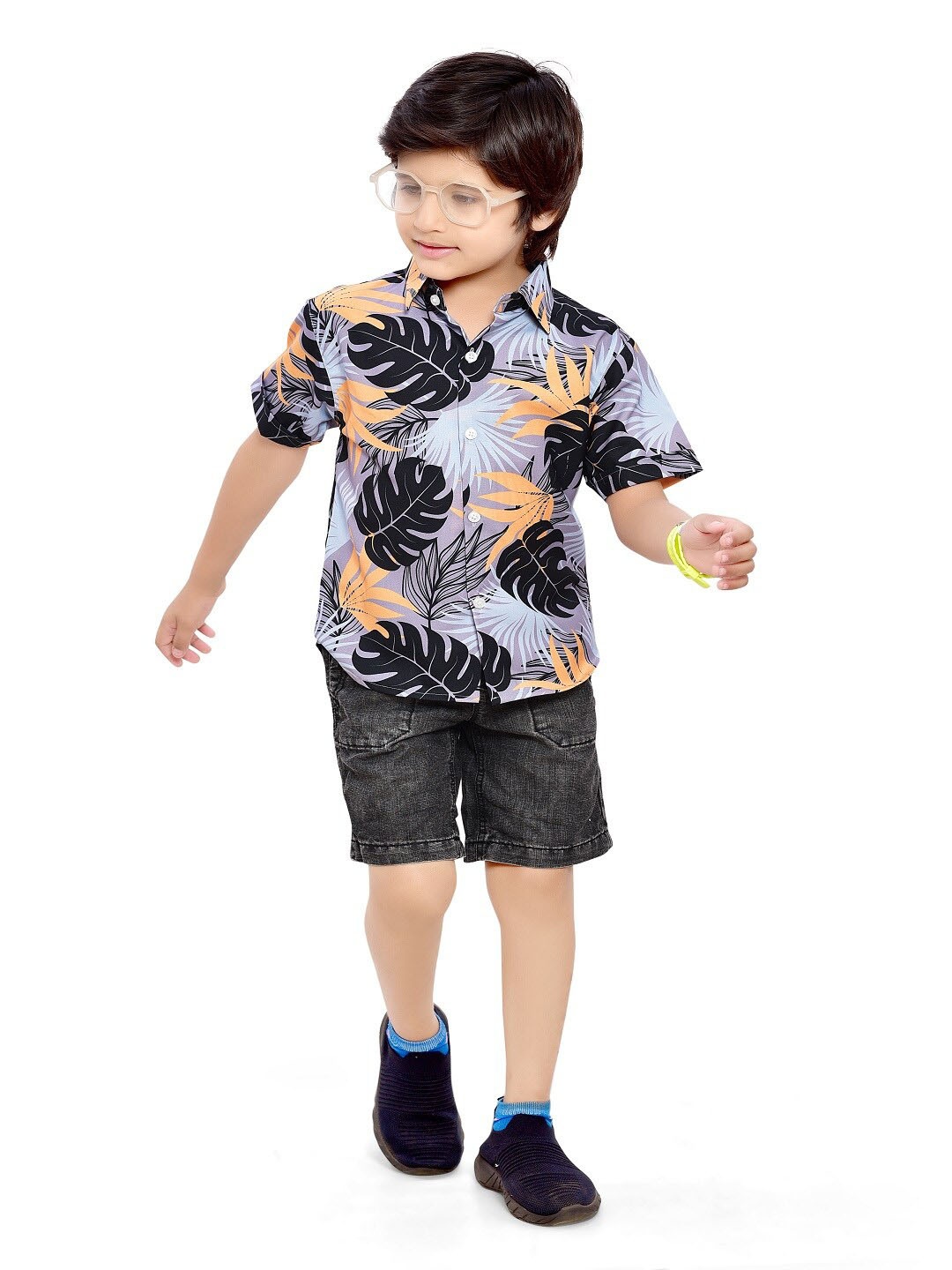 

BAESD Boys Comfort Floral Printed Spread Collar Cotton Casual Shirt, Grey