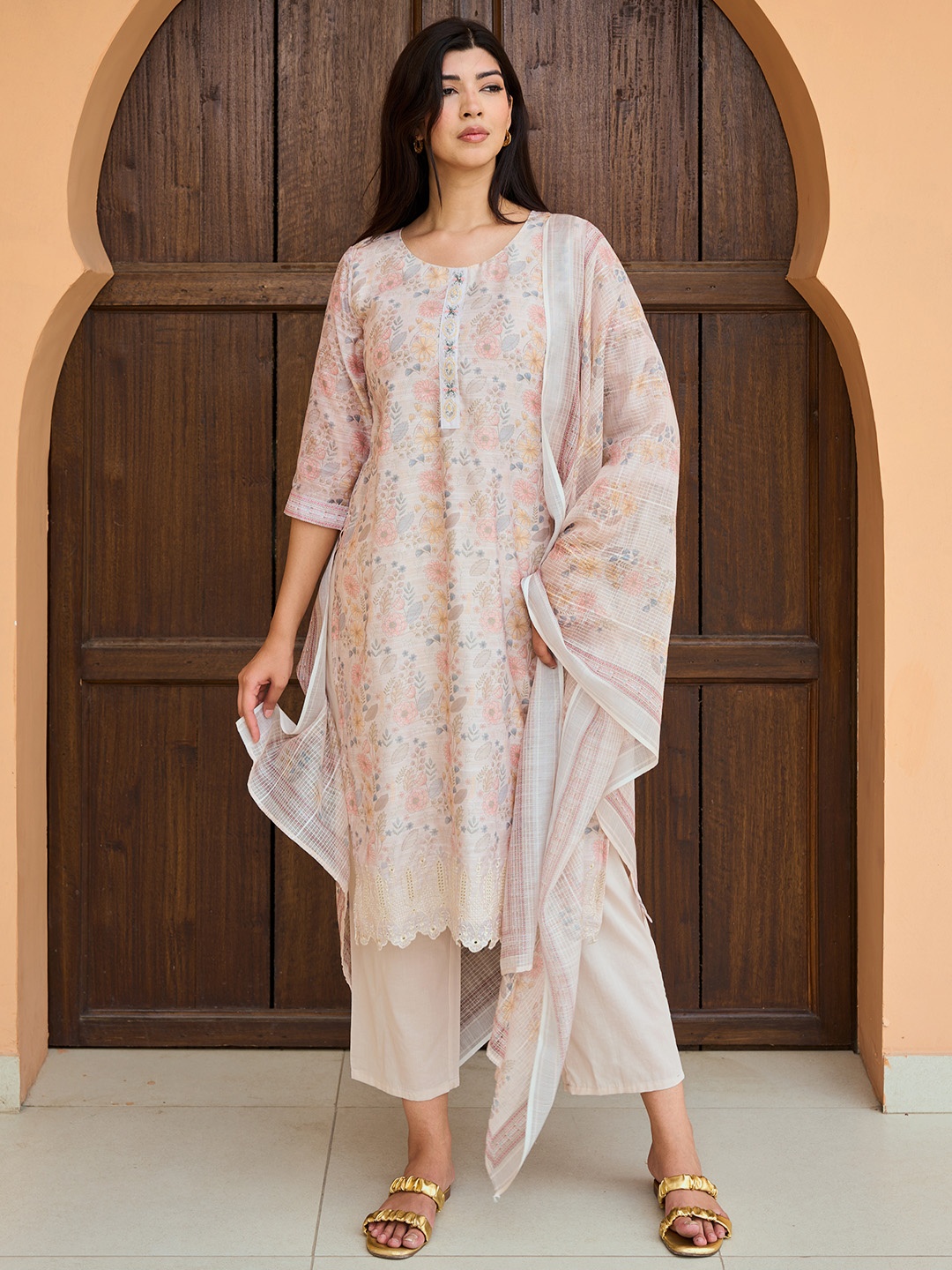 

Libas Floral Printed Regular Chanderi Silk Kurta with Trousers & Dupatta, Beige