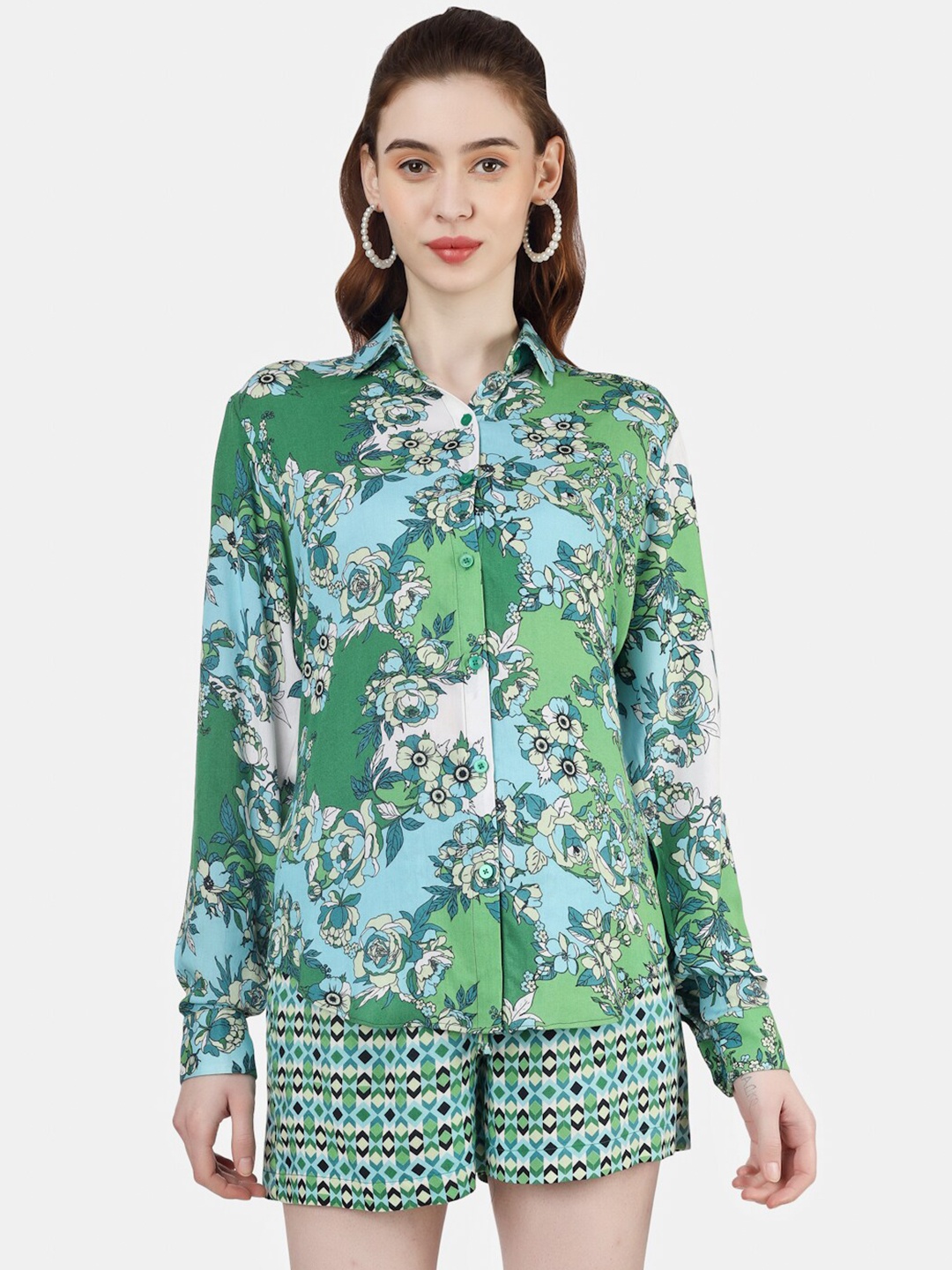 

Sukshat Floral Printed Shirt Collar Shirt With Shorts, Green