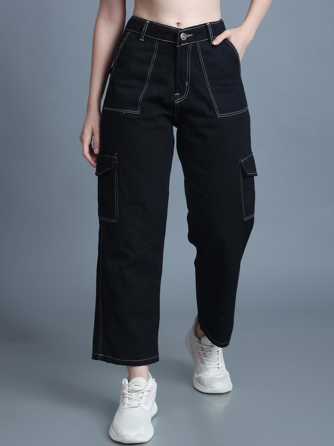 

The Dance Bible Women Regular Fit Mid-Rise Cargos Trousers, Black