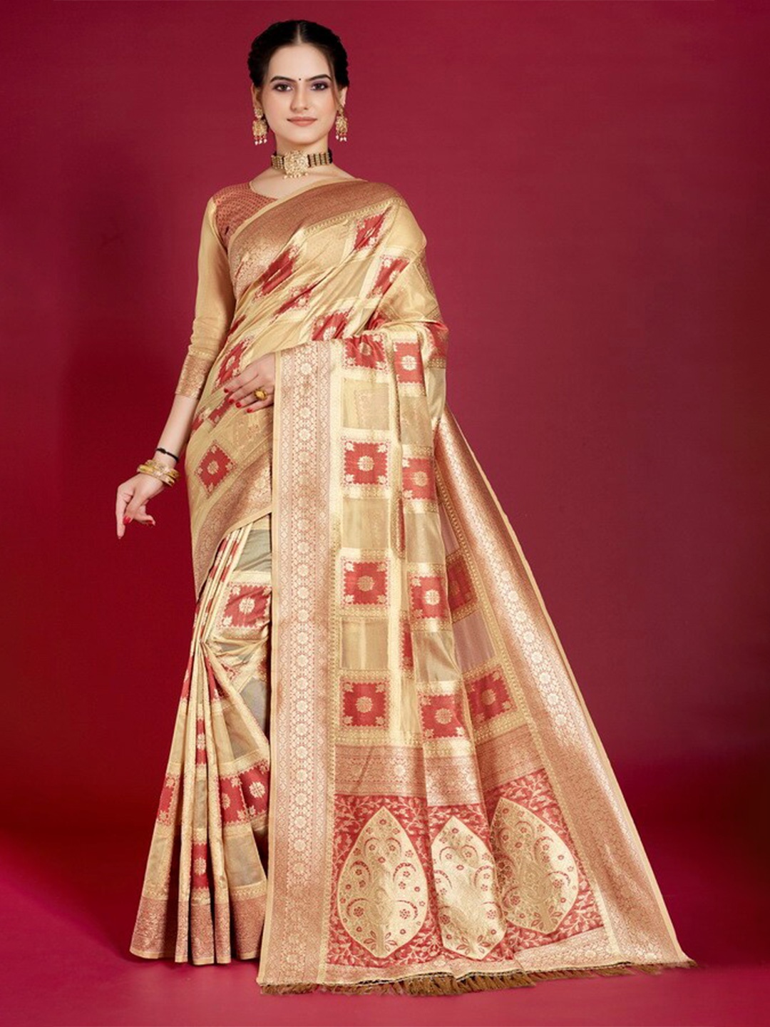 

Aagiri Ethnic Motifs Zari Organza Banarasi Saree, Cream