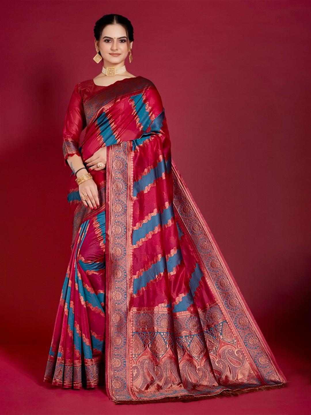 

Aagiri Striped Woven Design Zari Organza Banarasi Saree, Pink