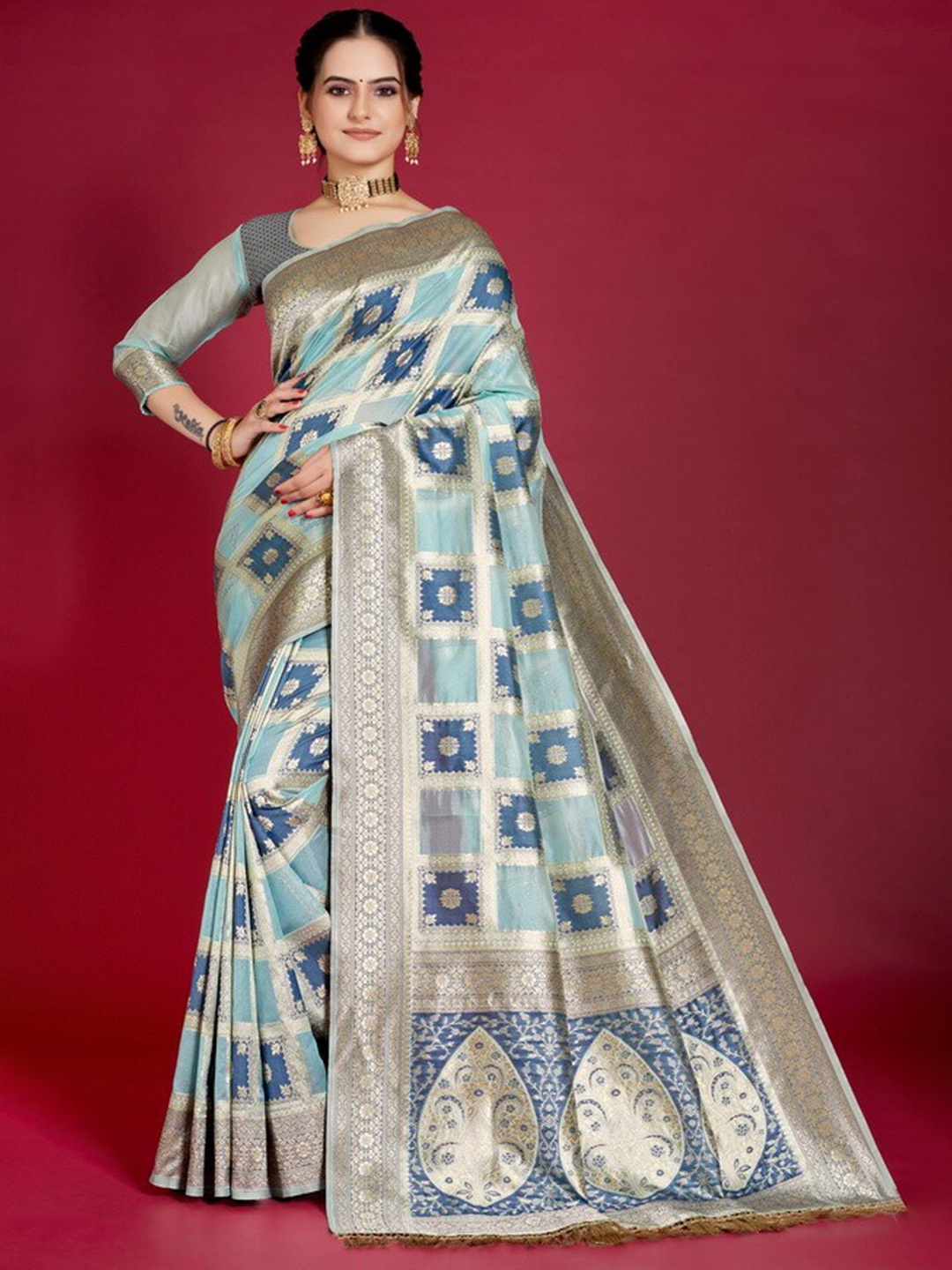 

Aagiri Ethnic Woven Design Zari Organza Banarasi Saree, Turquoise blue