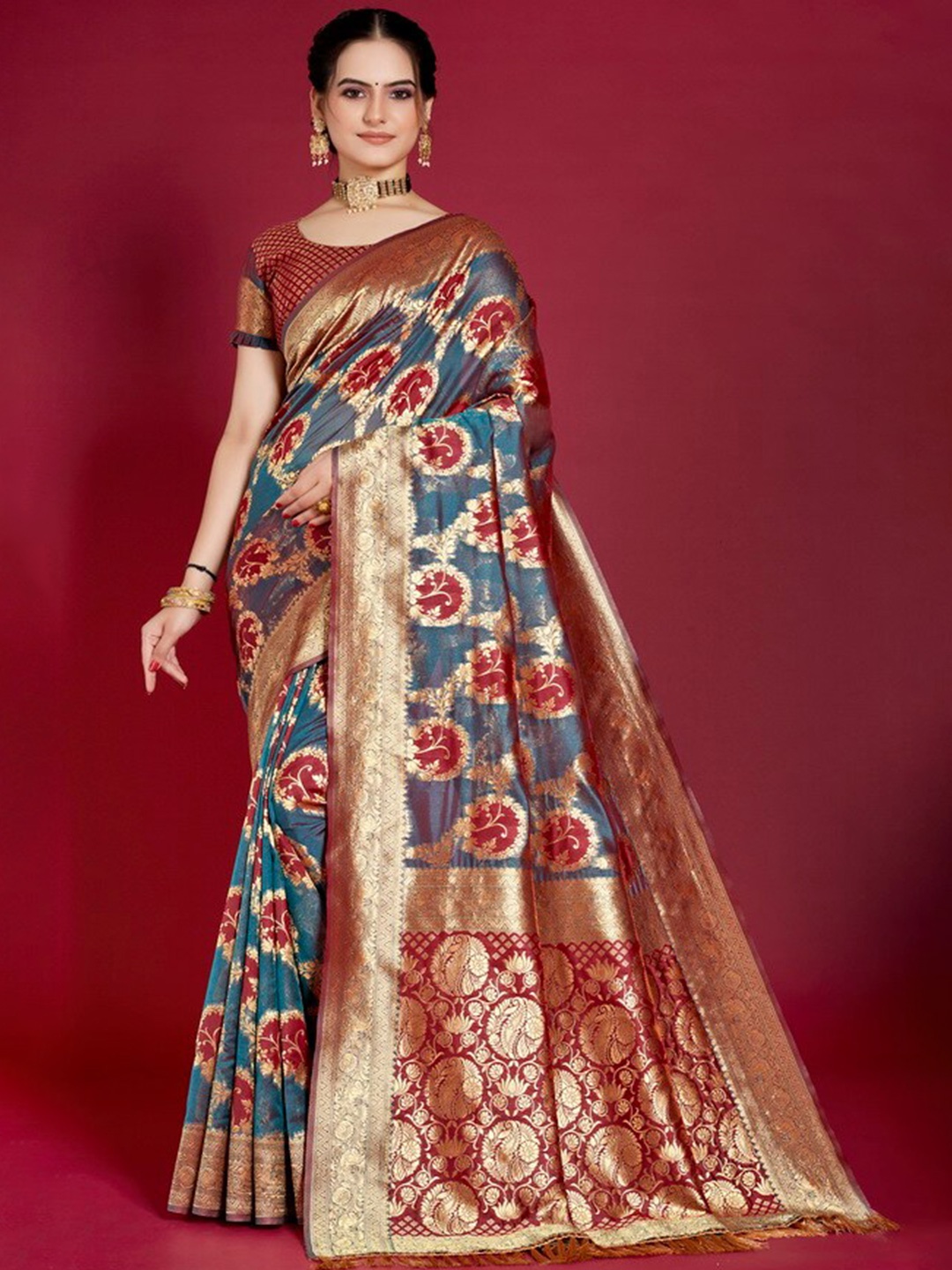 

Aagiri Woven Design Zari Organza Banarasi Saree, Teal