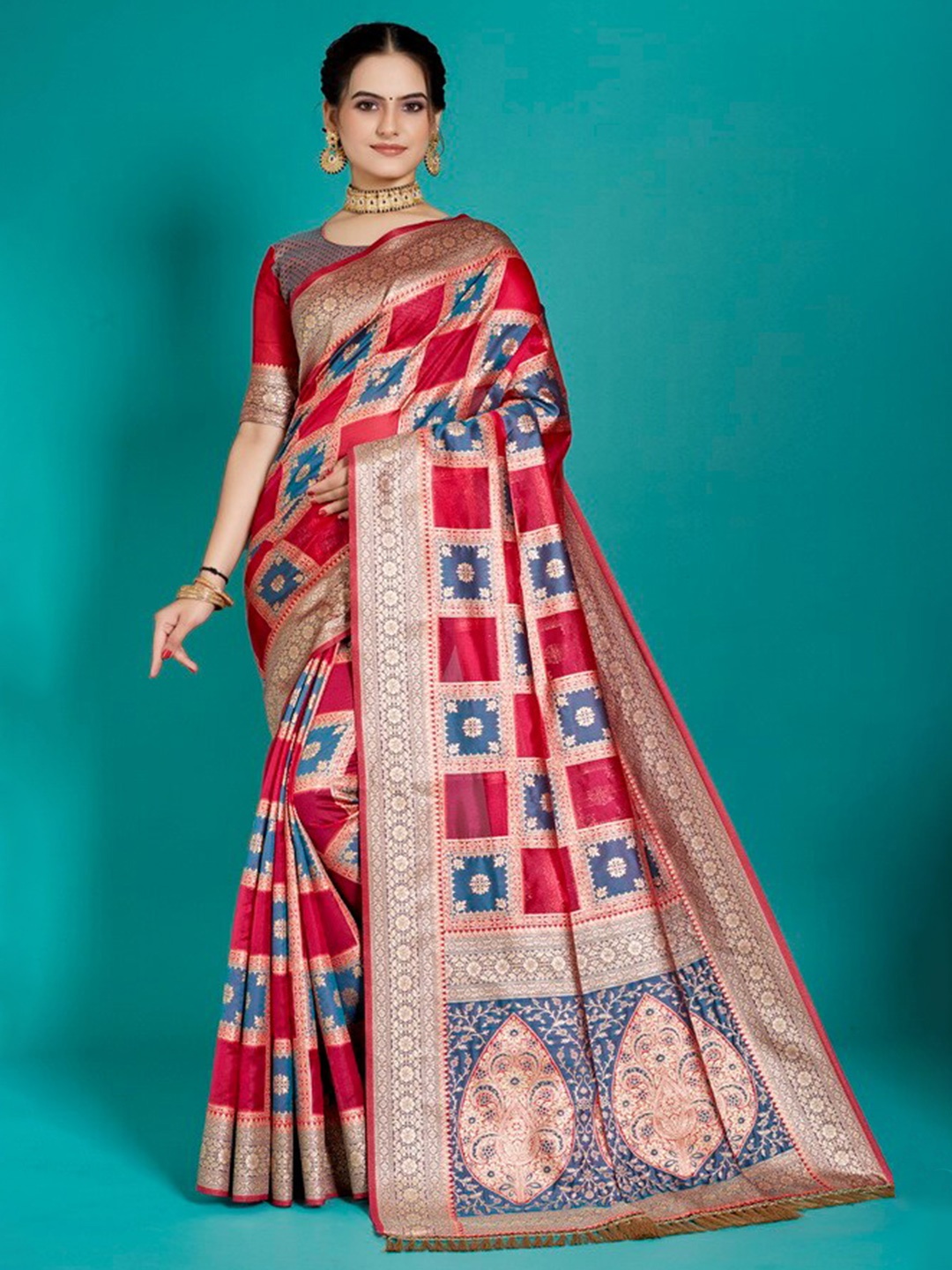 

Aagiri Ethnic Woven Design Zari Organza Banarasi Saree, Pink