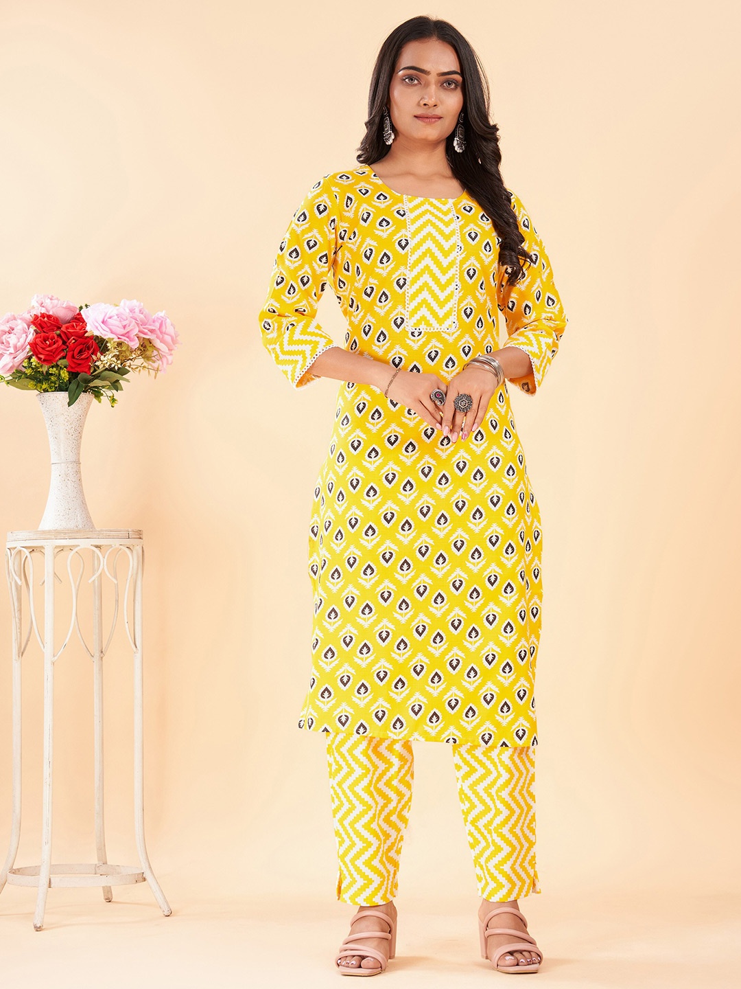 

A.V.M Prints Printed Round Neck Regular Sleeves Straight Kurta, Yellow