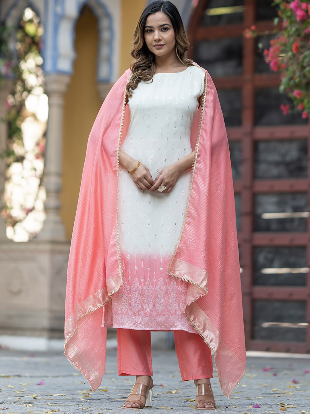 

ASPORA Ethnic Motifs Regular Pure Silk Kurta with Trousers & With Dupatta, Peach