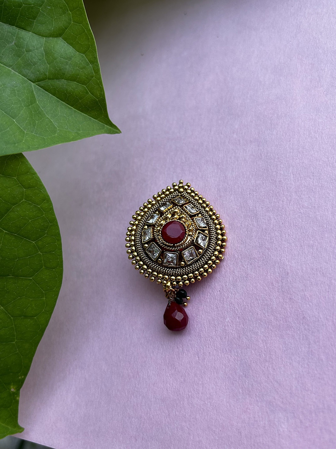 

FIROZA Kundan Studded Saree Clip Saree Accessories, Gold