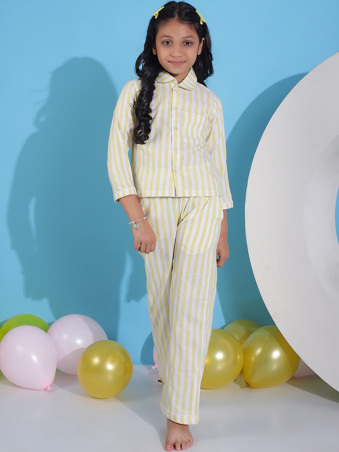 

NEUDIS Girls Striped Pure Cotton Night suit, Yellow
