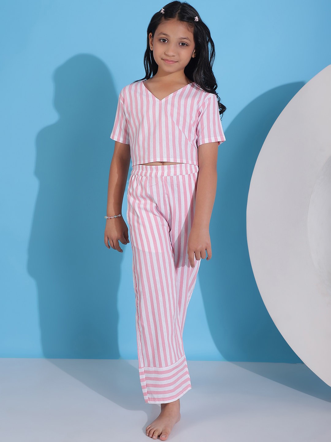 

NEUDIS Girls Striped V-Neck Pure Cotton Night suit, Pink