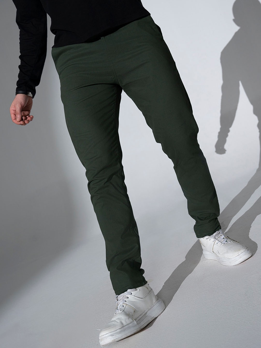 

Hubberholme Men Relaxed Straight Leg Cotton Trousers, Green