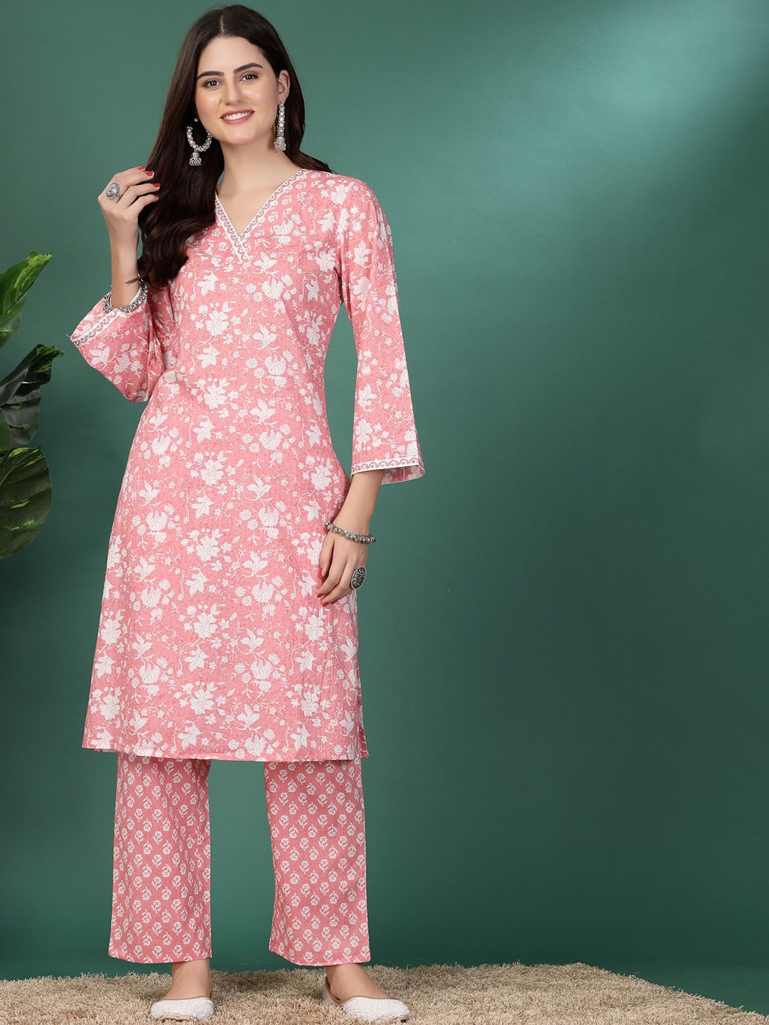 

Nayam By Lakshita Floral Printed Regular Sequinned Kurta With Palazzos, Pink