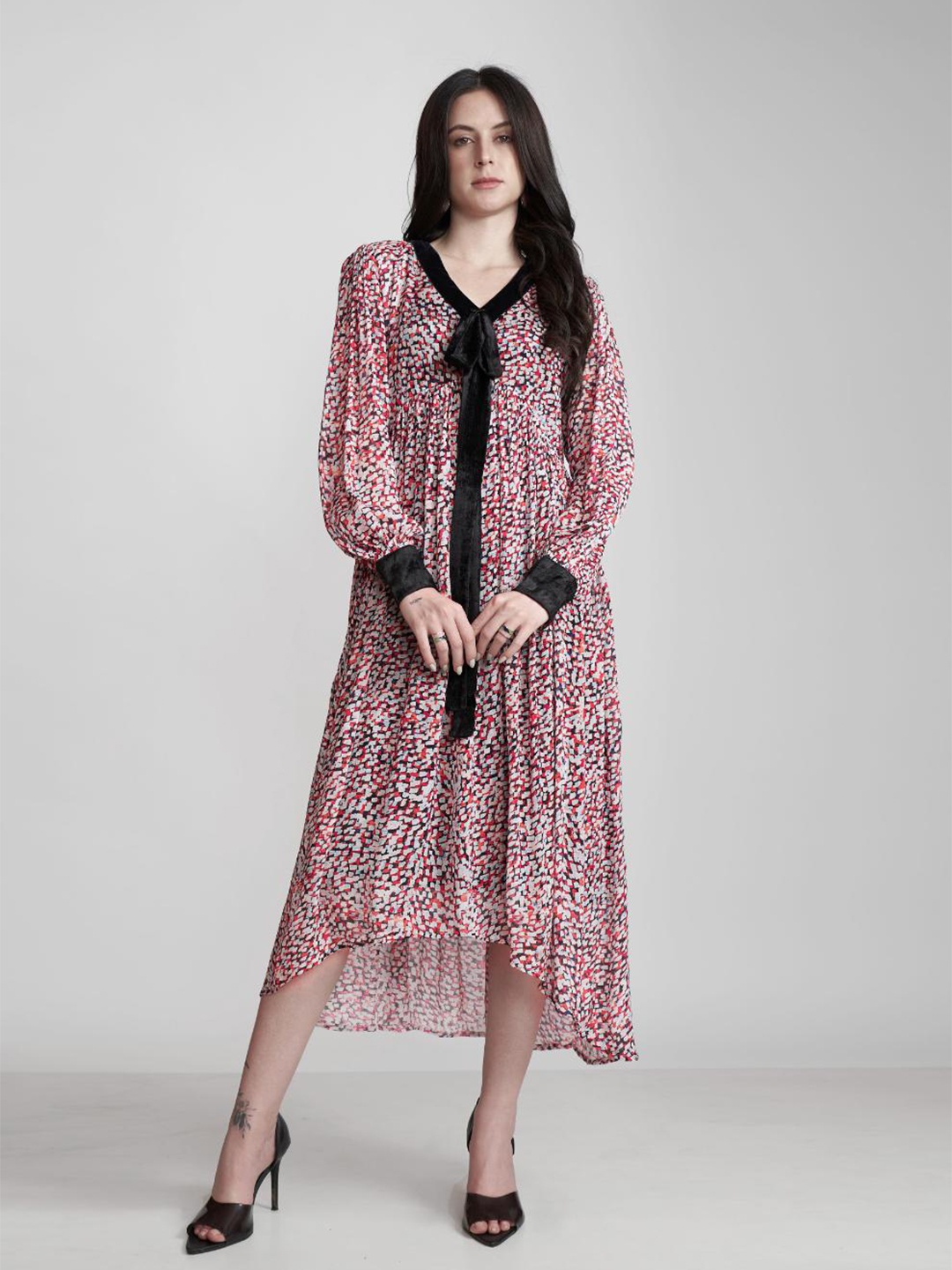 

The Samoa Abstract Printed Cuffed Sleeves A-Line Midi Dress, Pink