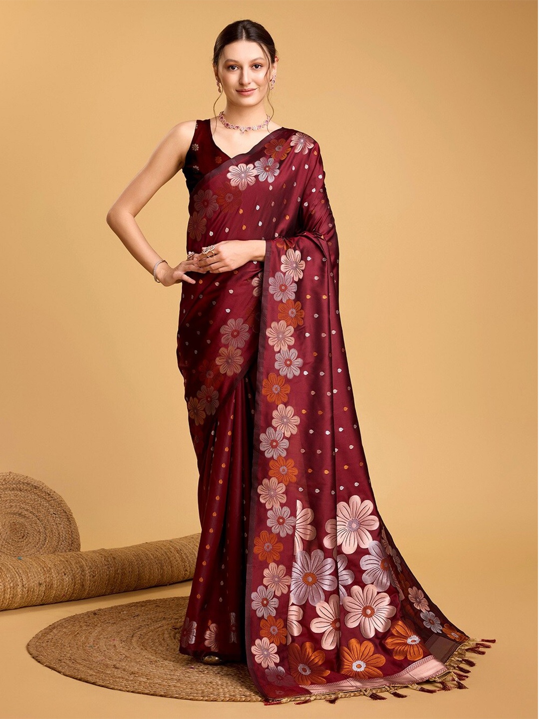 

Sarvada Floral Woven Design Zari Banarasi Saree, Maroon
