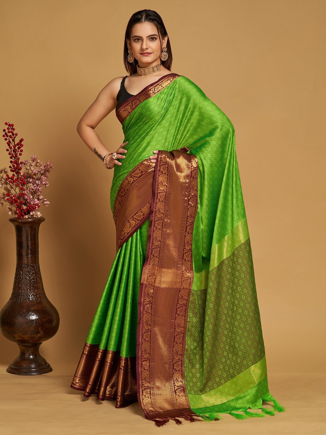 

Sarvada Ethnic Motifs Woven Design Zari Banarasi Saree, Green