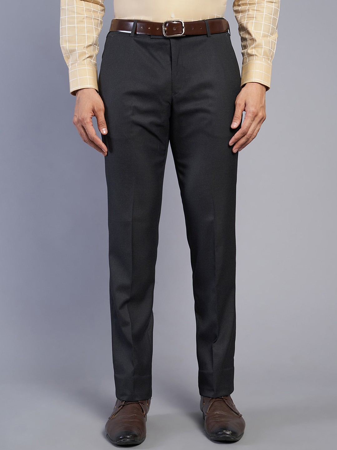

METAL Men Slim Fit Mid-Rise Flat-Front Formal Trousers, Black