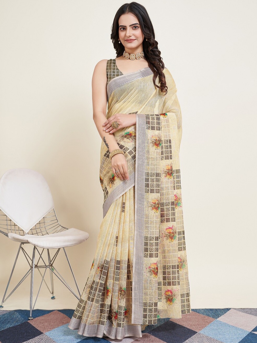 

Sarvada Floral Printed Kota Saree, Beige