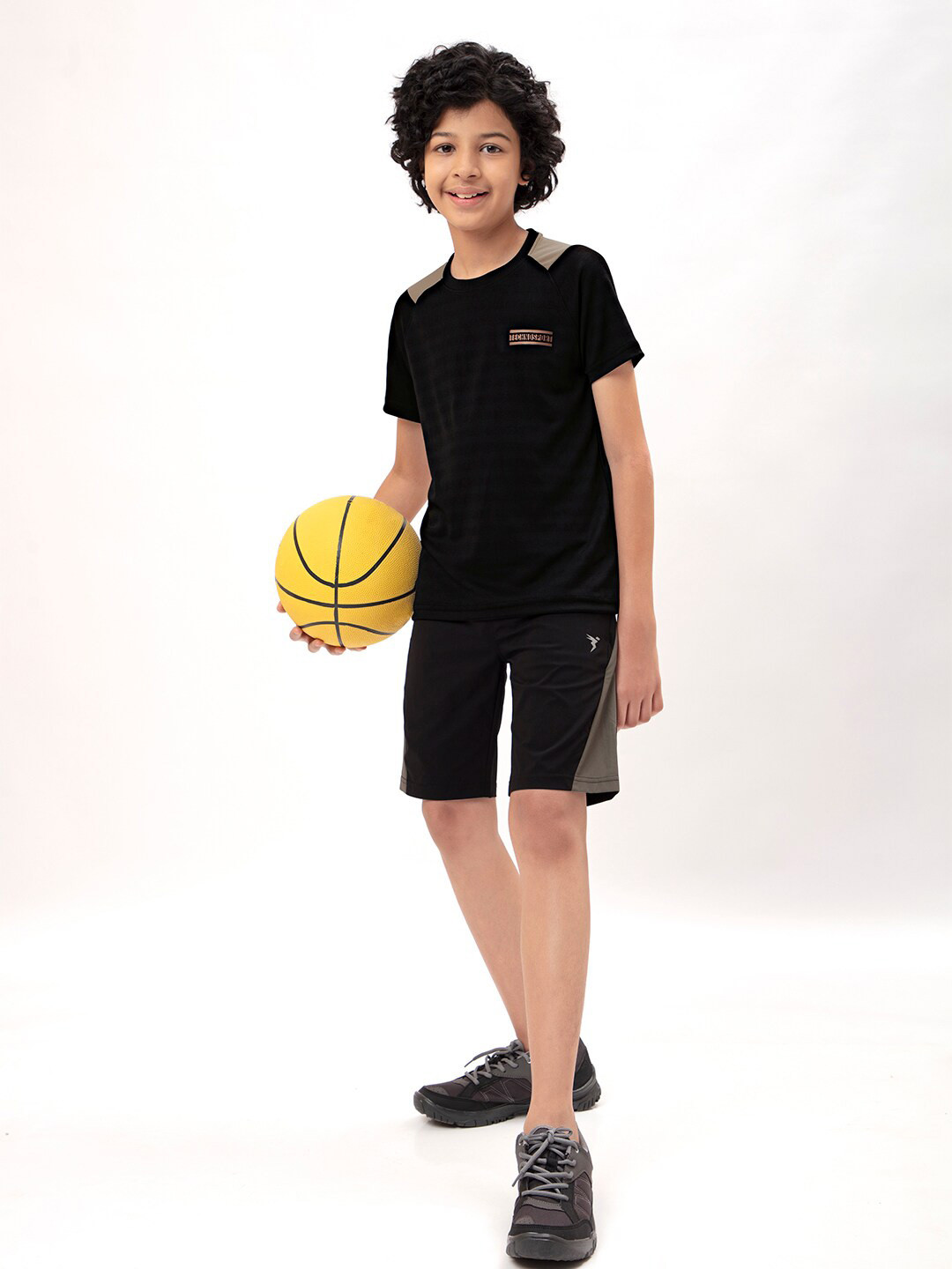 

Technosport Boys Colourblocked Round Neck Short Sleeves Double Cool Slim Fit T-shirt, Black