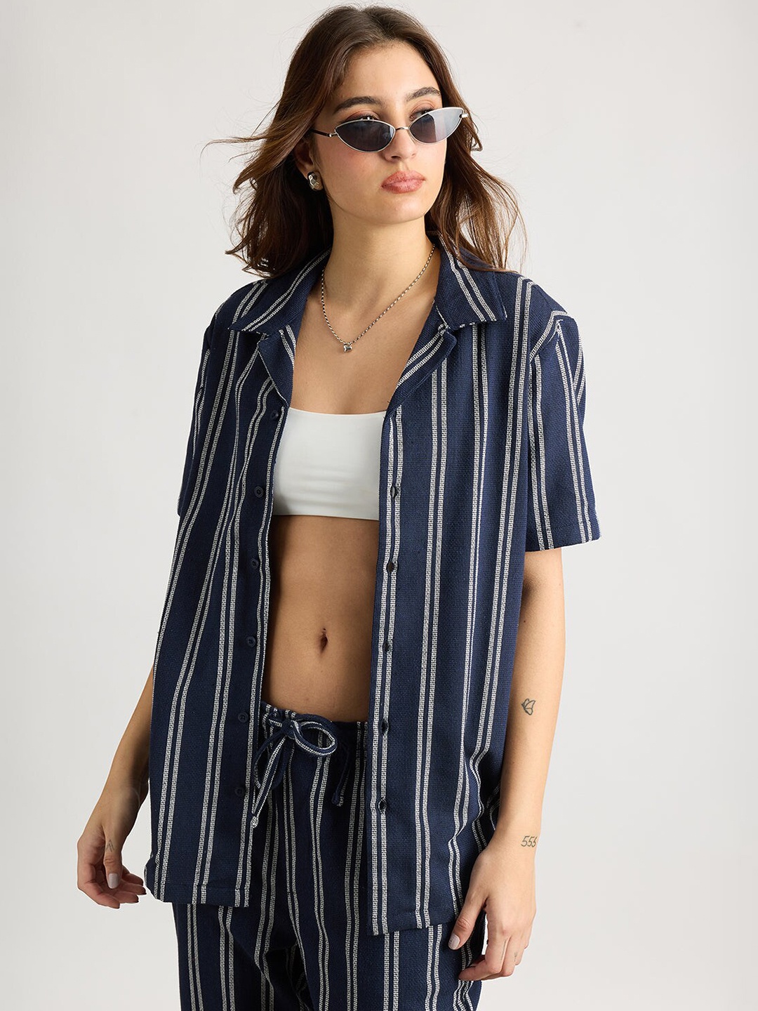 

FREAKINS Striped Spread Collar Short Sleeves Cotton Casual Shirt, Navy blue