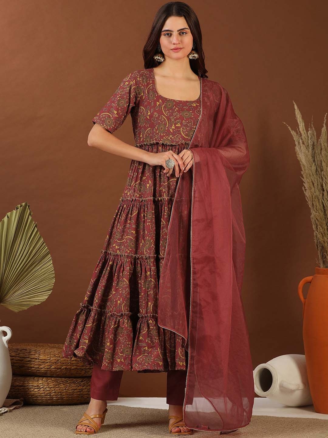 

Inddus Floral Printed Tiered Kurta With Trousers & Dupatta, Maroon