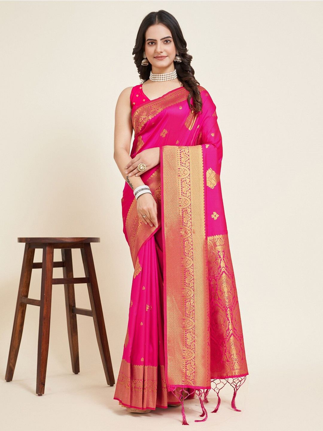 

Sarvada Ethnic Motifs Woven Design Zari Banarasi Saree, Pink