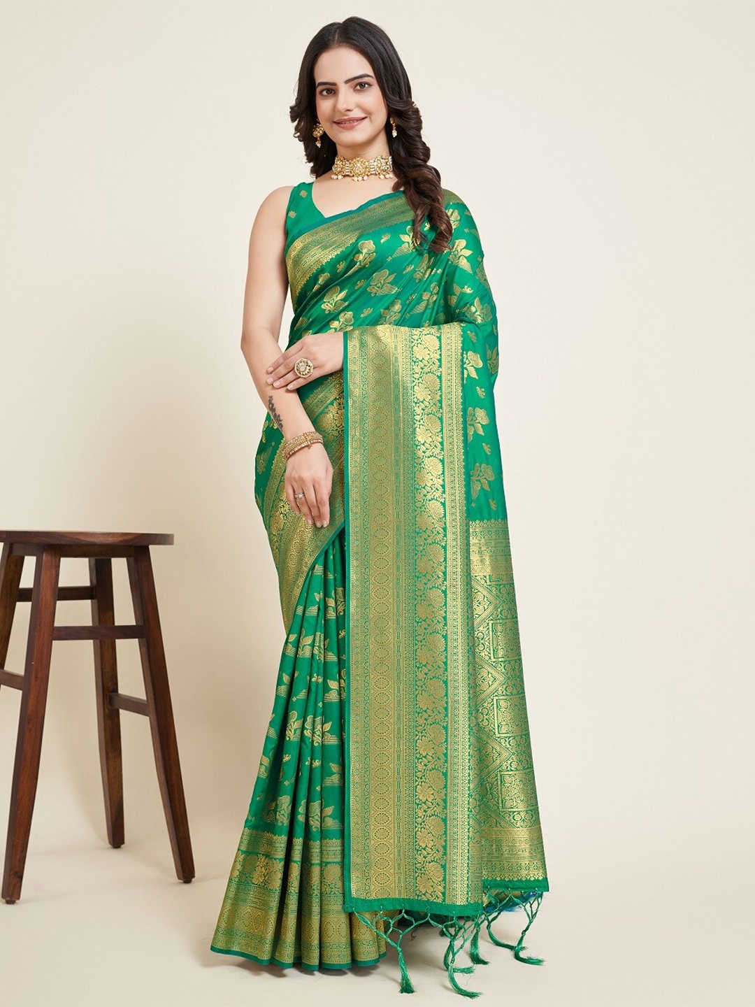 

Sarvada Ethnic Motifs Woven Design Zari Banarasi Saree, Green