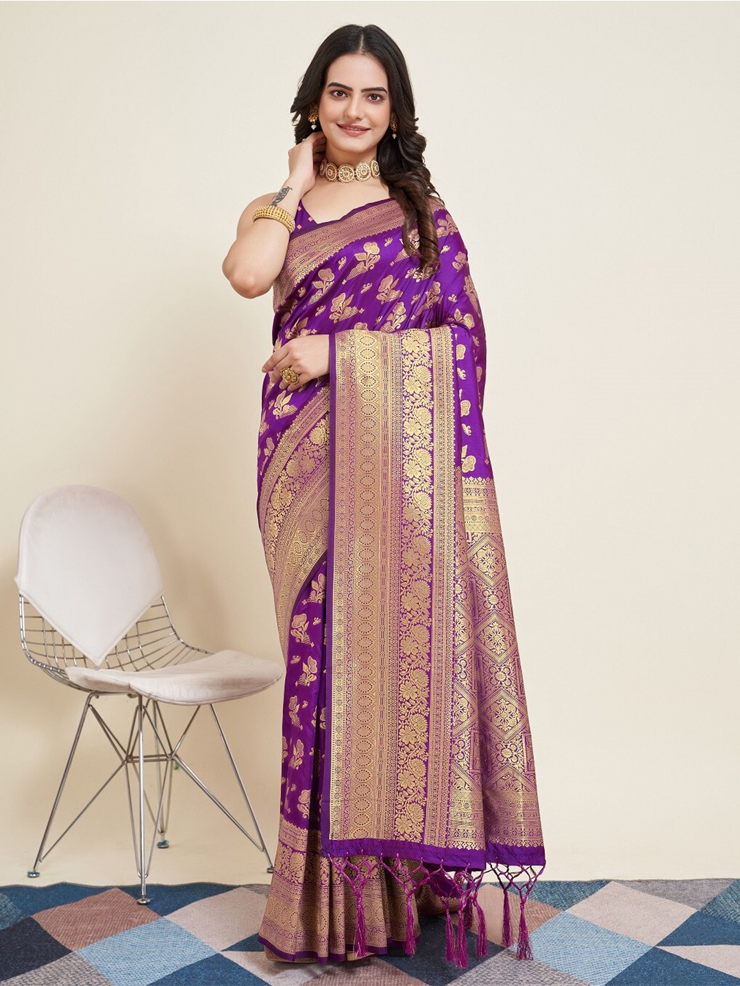 

Sarvada Woven Design Zari Silk Banarasi Saree, Purple