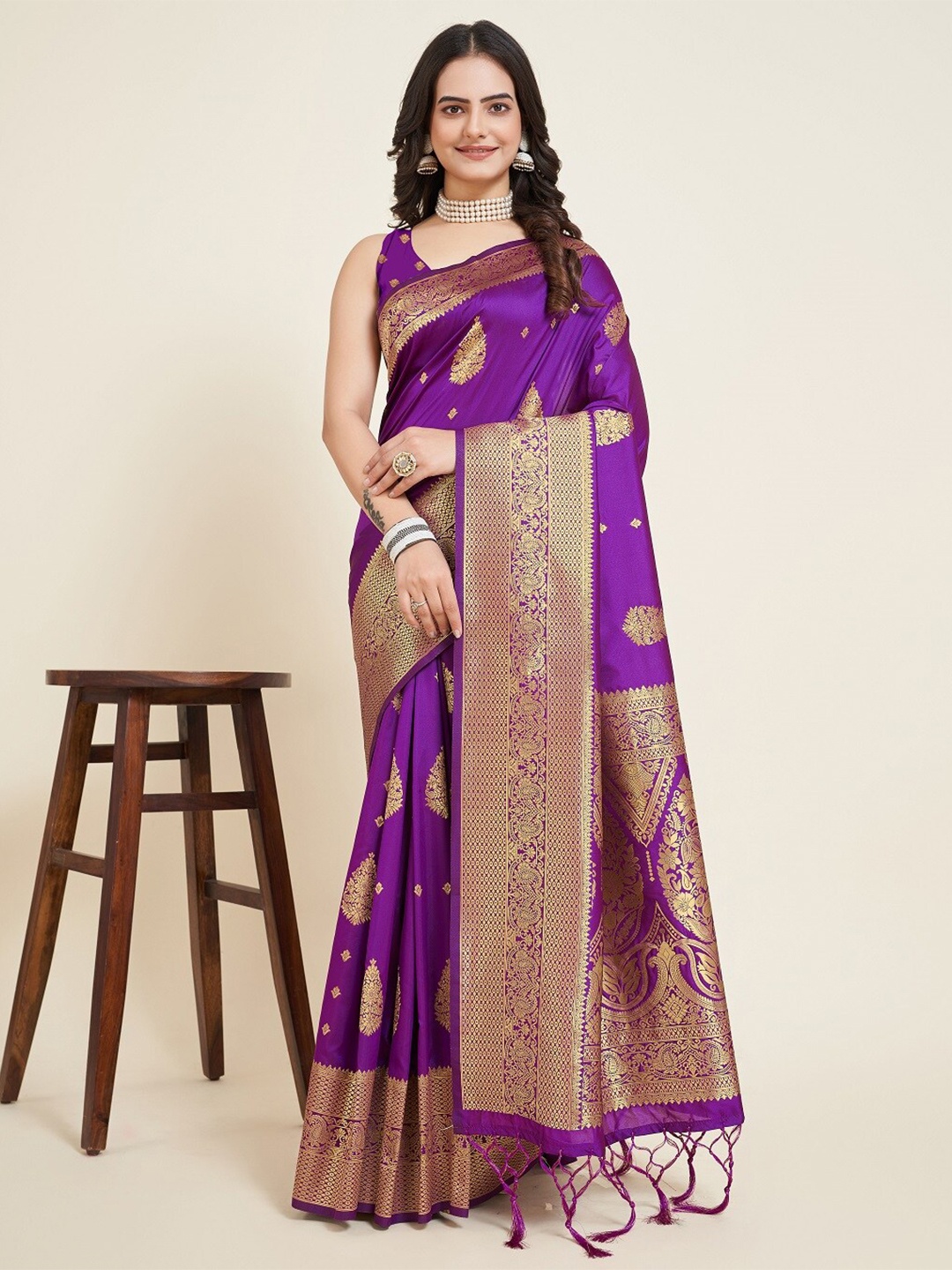 

Sarvada Ethnic Motifs Woven Design Zari Banarasi Saree, Purple