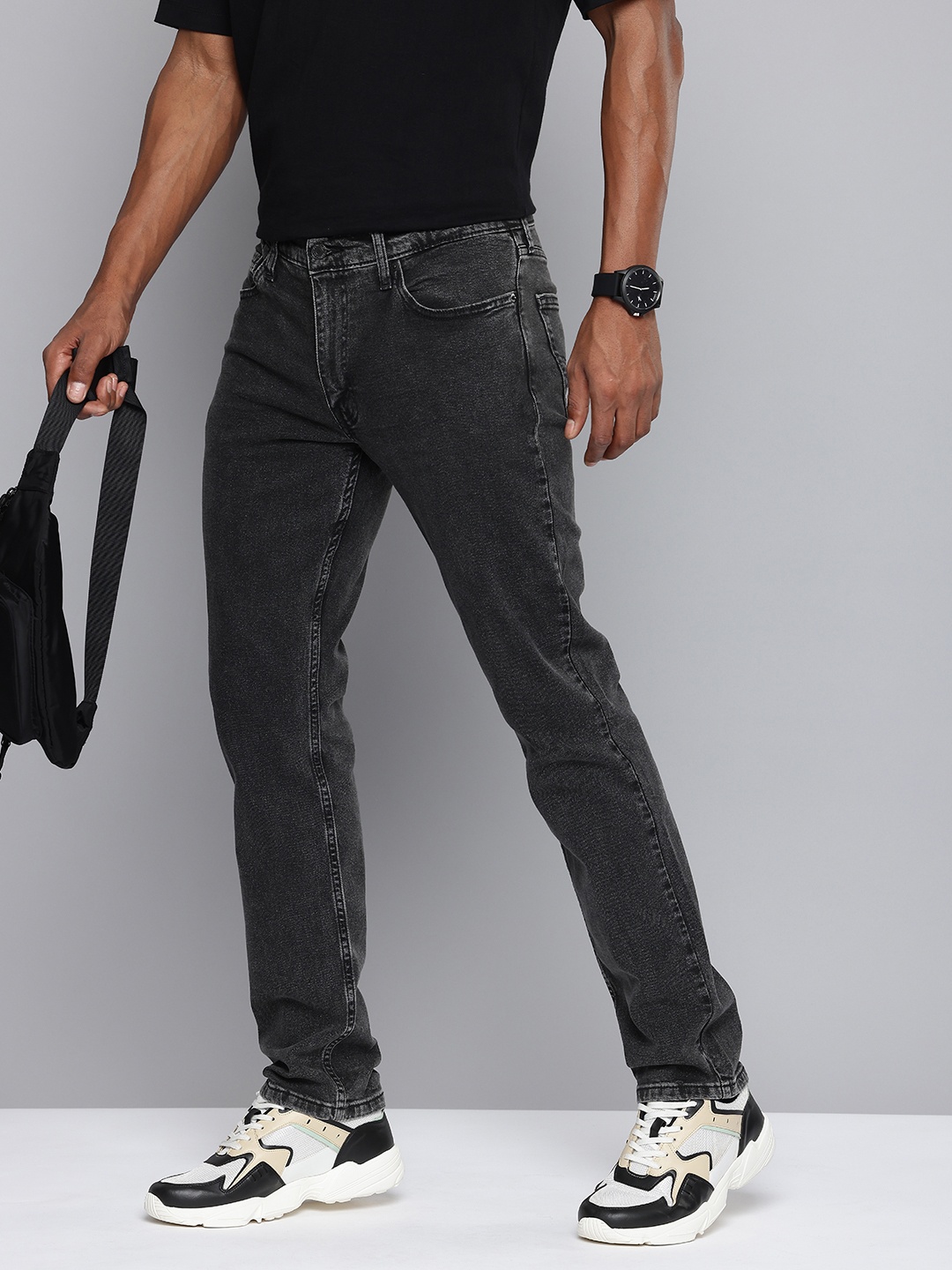 

Levis Men 511 Slim Fit Light Fade Stretchable Jeans, Black