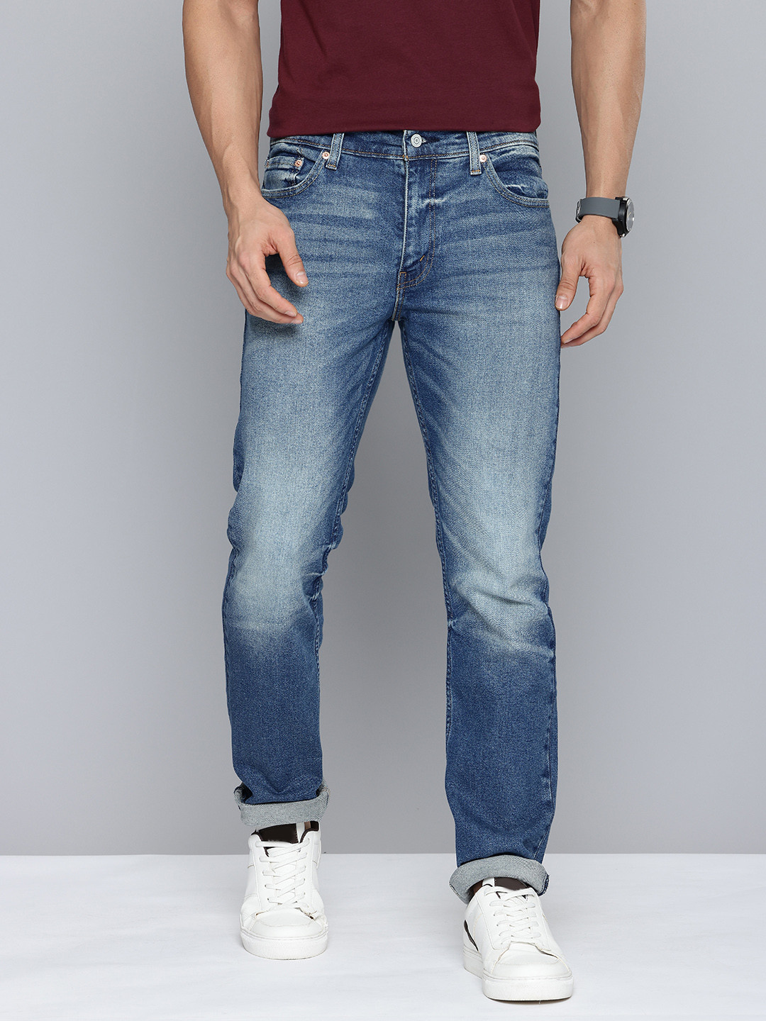 

Levis Men Slim Fit Heavy Fade Stretchable Jeans, Blue