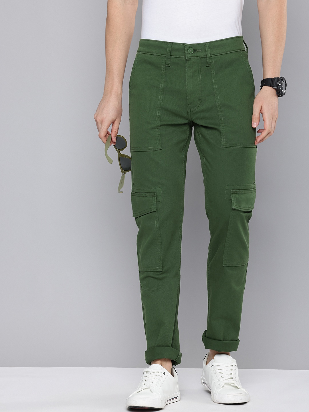 

Levis Men Slim Fit Cargos Trousers, Green
