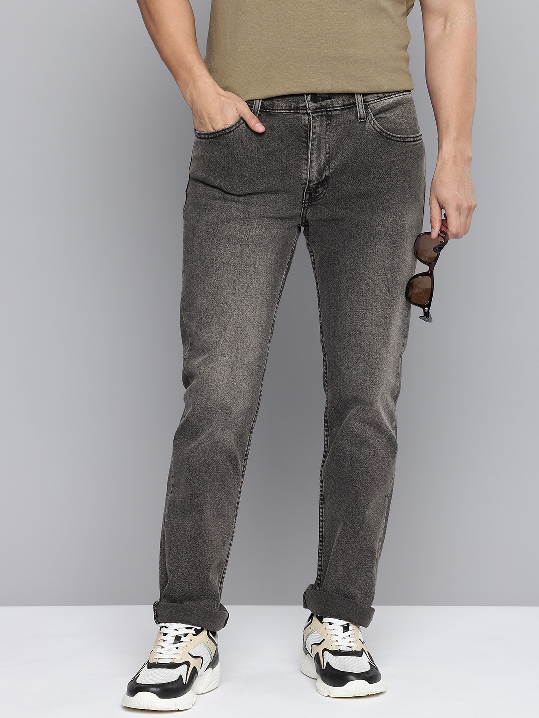 

Levis Men Slim Fit Light Fade Stretchable Jeans, Black