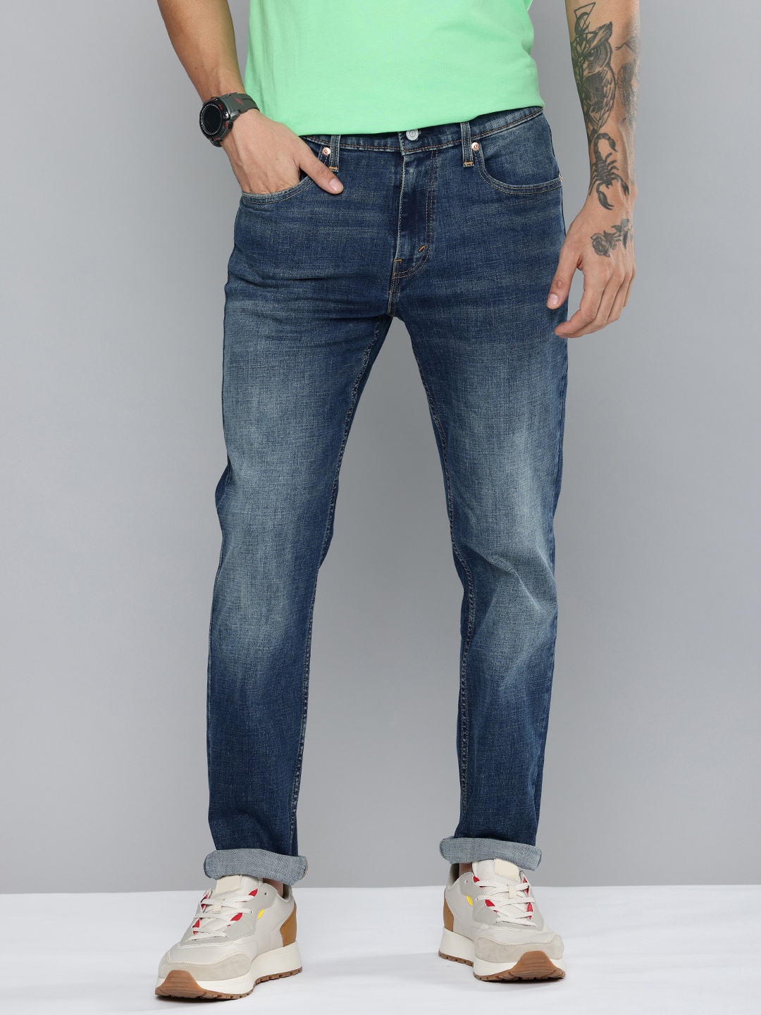 

Levis Men 511 Slim Fit Light Fade Stretchable Jeans, Blue