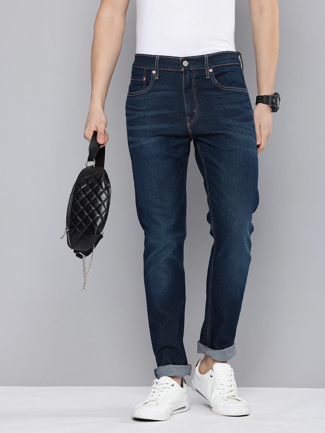 

Levis Men Slim Tapered Fit Light Fade Stretchable Jeans, Blue